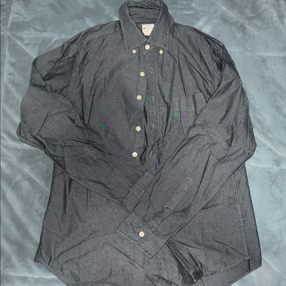 Men's Black Button-Up Shirt